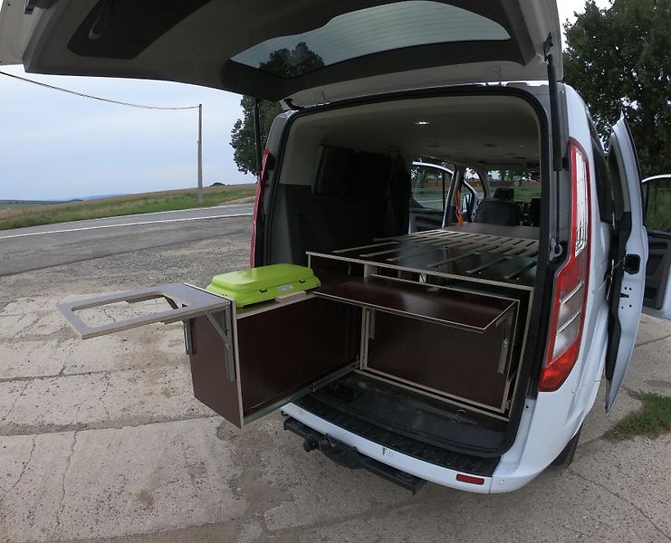 Ford Tourneo Custom (2020) TITANIUM L2 2.0 96kW, odpočet, - fotka 31 z 38