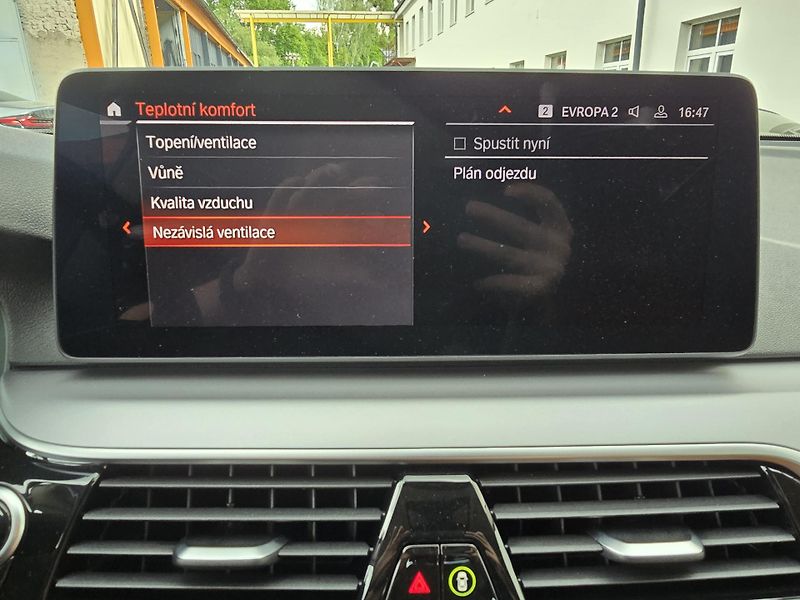 BMW Řada 6 620d GT MAX VÝBAVA -DPH - fotka 33 z 50