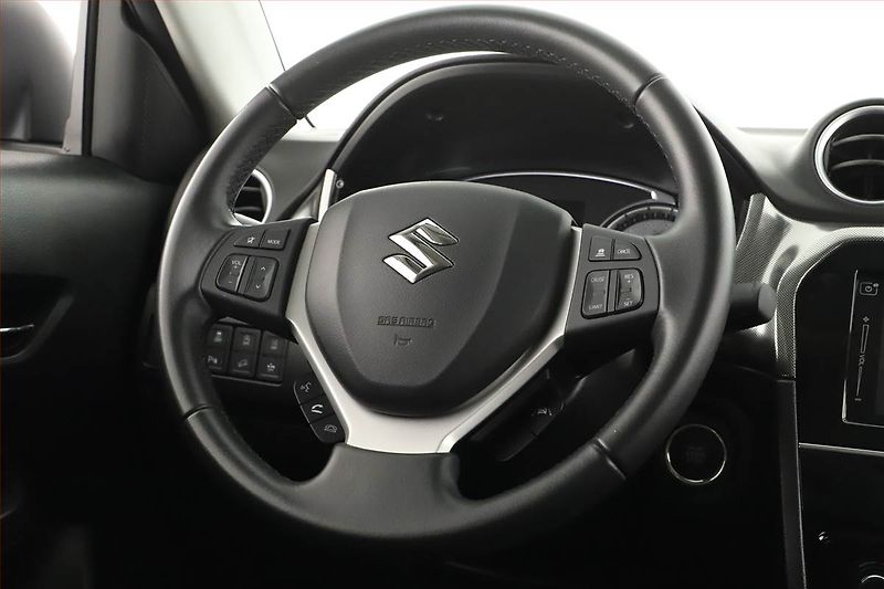 Suzuki Vitara (2023) GLX 1.4 BoosterJet - fotka 8 z 16