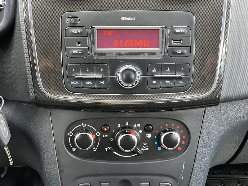 Dacia Logan MCV 1.0SCe KLIMA PŮVOD ČR - fotka 18 z 38
