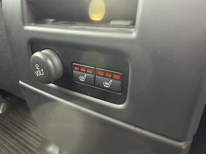 Volvo V70 2.0 D4 POLESTAR NAVI ROZVODY - fotka 36 z 46