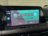 Volkswagen Golf 2,0 TDi  DSG Style LED Assist - náhled 41