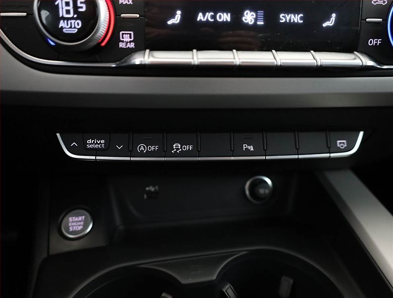 Audi A5 (2022) S-Line 40 TDI - fotka 11 z 19