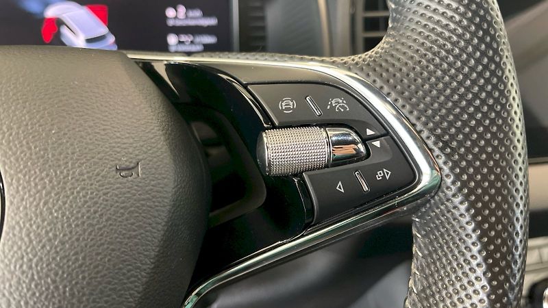 Škoda Karoq (2022) Sportline 1.5 TSI 110kW - fotka 26 z 33