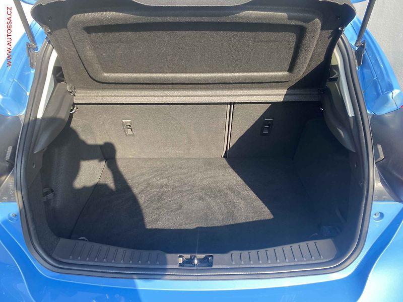 Ford Focus (2016) 1.0 EB, ČR, Titanium - fotka 7 z 16