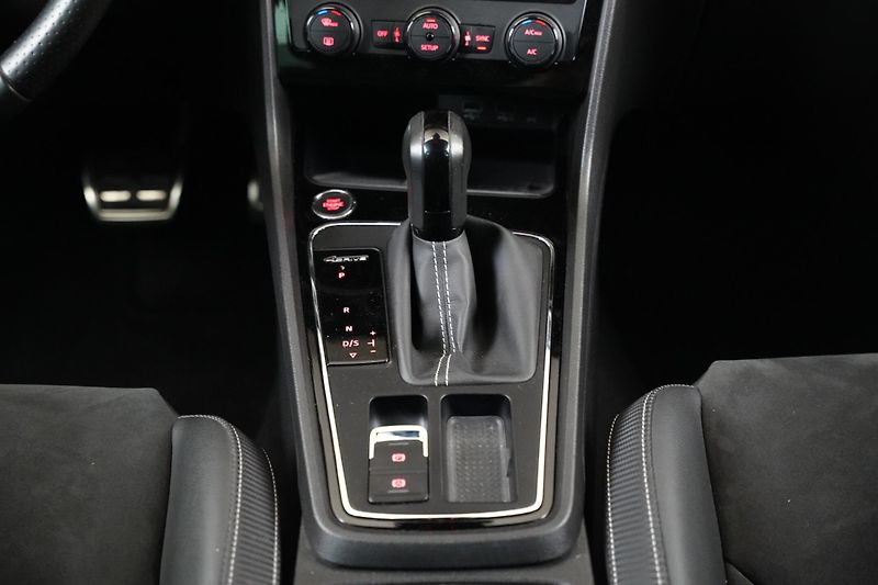 Seat Leon - fotka 24 z 26