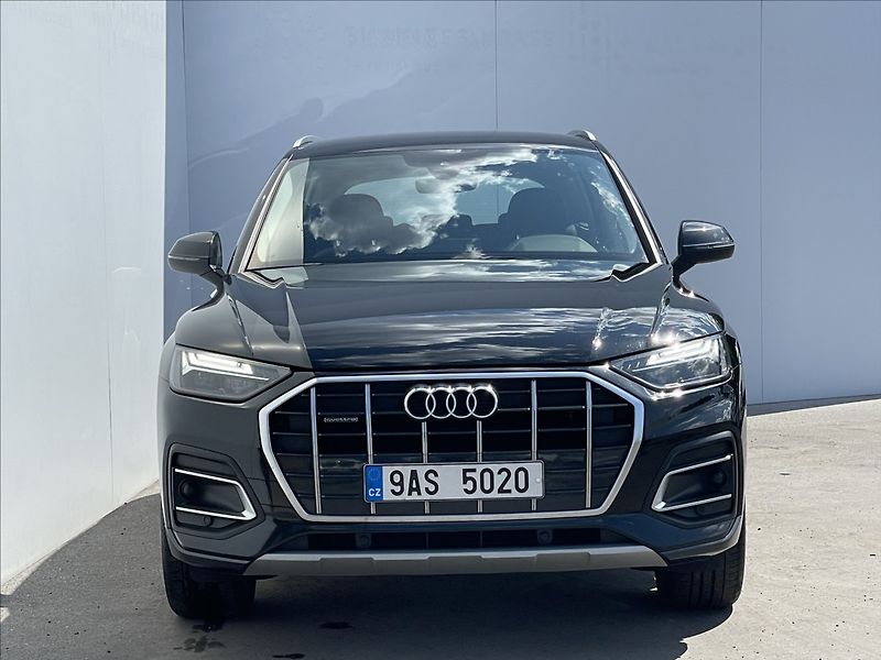 Audi Q5 2,0 40TDI quattro A7 Advanced - fotka 21 z 23