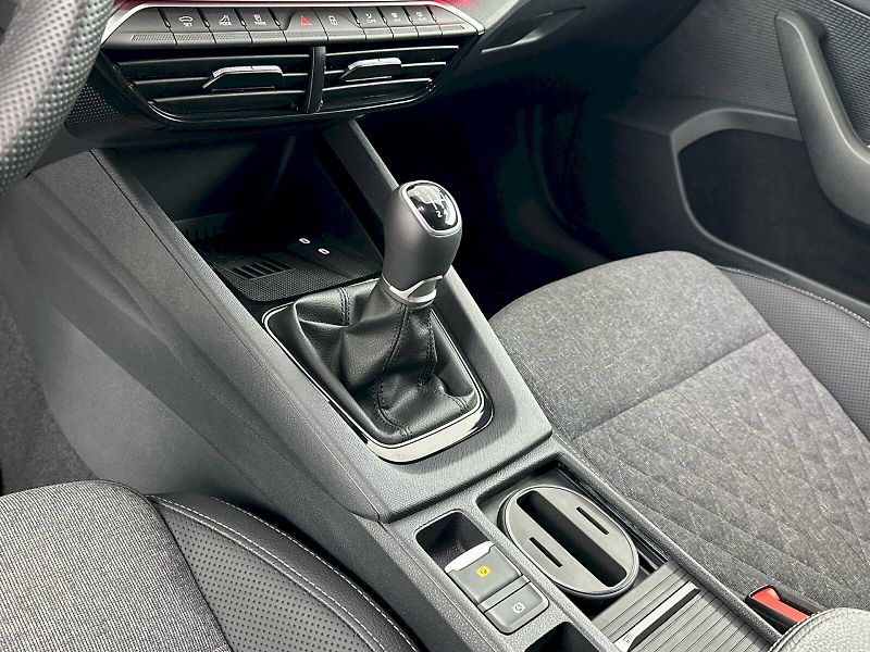 Škoda Octavia (2025) Combi 1.5TSI 110kW SportLine - fotka 21 z 32