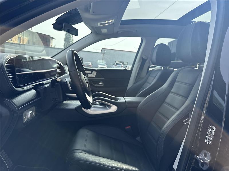 Mercedes-Benz GLS 400d 4MATIC - fotka 14 z 15