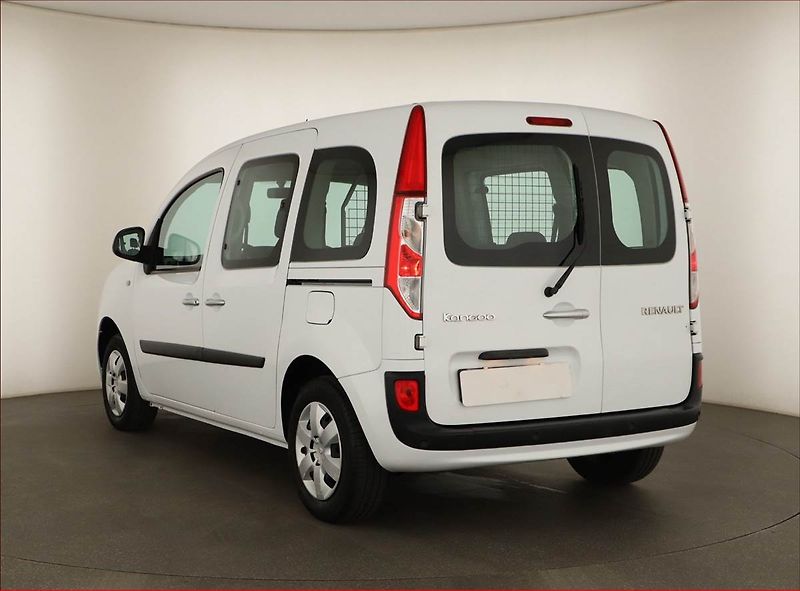 Renault Kangoo (2021) Zen 1.5 dCi, 5Míst, ČR, 1Maj - fotka 4 z 12