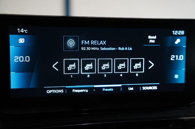 Peugeot 3008 - fotka 21 z 28