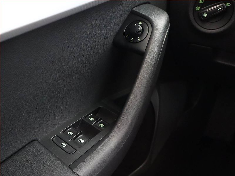 Škoda Octavia (2016) 1.6 TDI, Serv.kniha, Tempomat - fotka 17 z 17