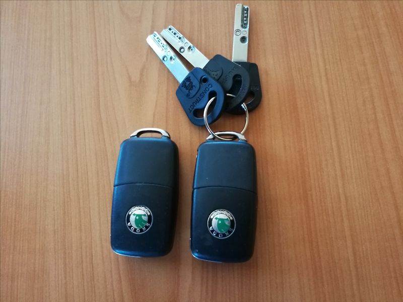 Škoda Fabia 1,4 i 16v klima - fotka 16 z 17