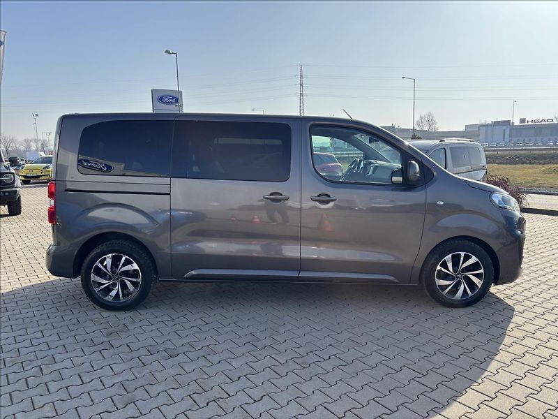 Citroën SpaceTourer 2,0 BlueHDi S&S Shine  L1 - fotka 6 z 43