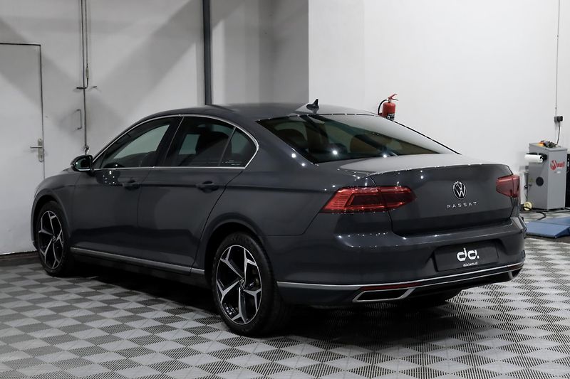 Volkswagen Passat B8 Facelift 1.5 TSI 110 kW DSG - fotka 4 z 36