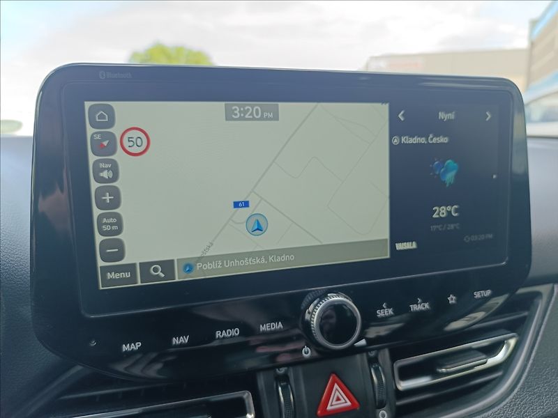 Hyundai i30 1,5 T-GDi, DCT N-Line Rezervac - fotka 17 z 22