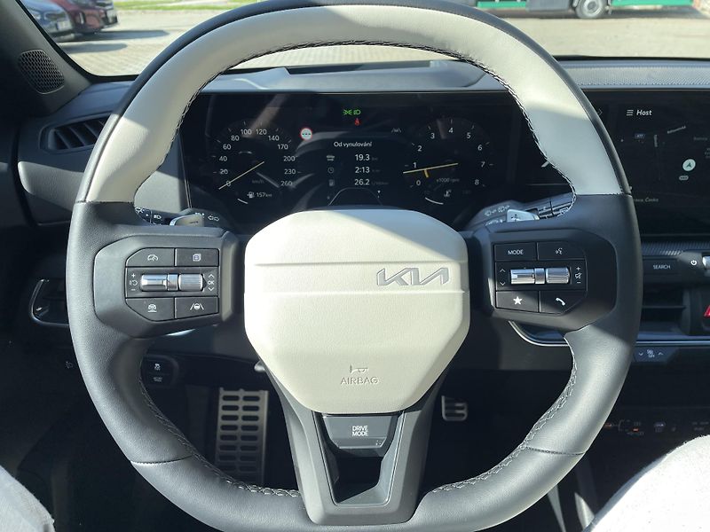 Kia K4 Sportswagon (2026) 1,6T-GDi 7DCT GT-LINE 110kW - fotka 14 z 22