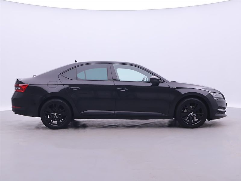 Škoda Superb 2,0 TDI DSG 4x4 Sportline DPH - fotka 8 z 36