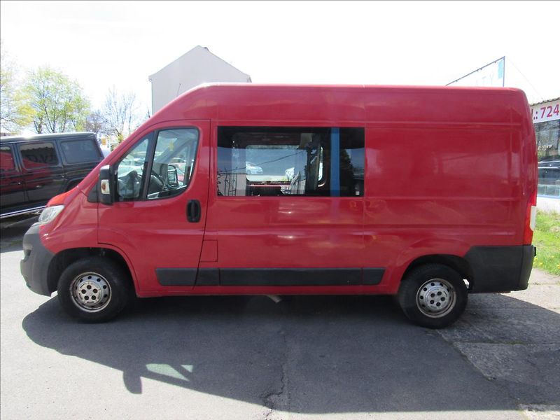 Citroën Jumper 2,2 HDI 110kW 6 míst - fotka 7 z 28