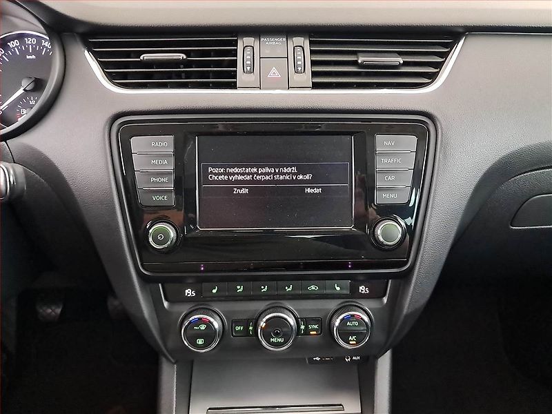 Škoda Octavia (2017) Style 2.0 TDI, Navi, Bi-Xenony - fotka 12 z 20