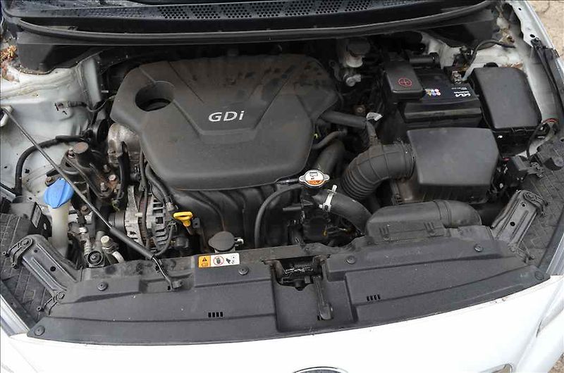 Kia Ceed (2015) COMBI 1,6 - fotka 10 z 19