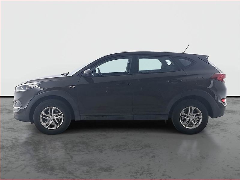 Hyundai Tucson (2016) 1.6 GDI, Park. senzory - fotka 3 z 19