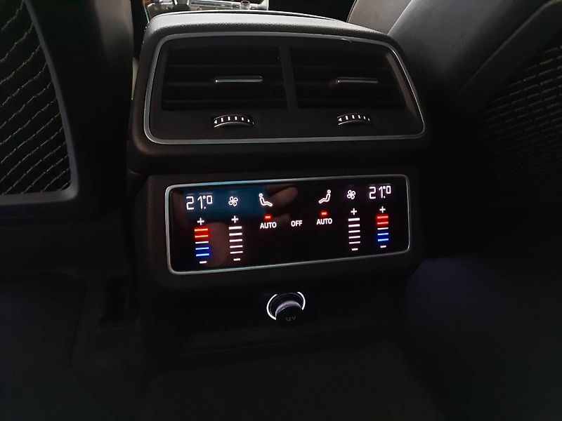 Audi A6 Allroad (2018) 55 TFSI quattro (250kW/340k) S - fotka 22 z 26