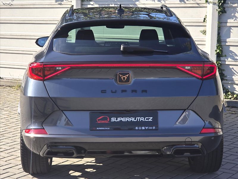 Cupra Formentor 2,0 TSi DSG 4x4 Záruka2029 ČR - fotka 5 z 22