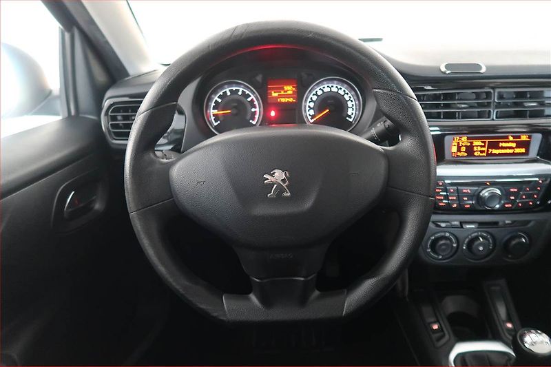 Peugeot 301 (2014) Active 1.6 HDi, po STK - fotka 14 z 14