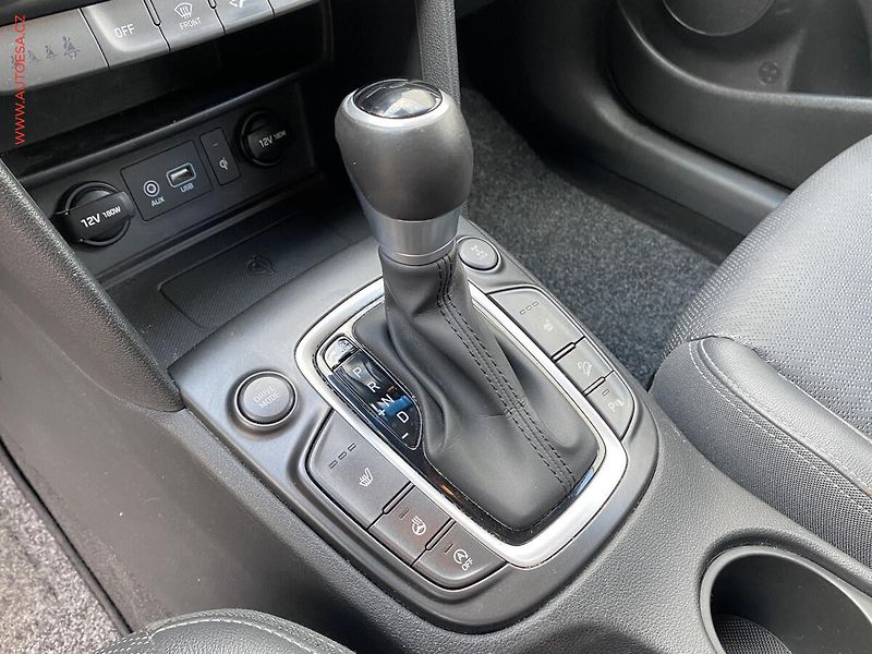 Hyundai Kona (2018) 1.6T-GDi 4WD, Premium, AT - fotka 16 z 20
