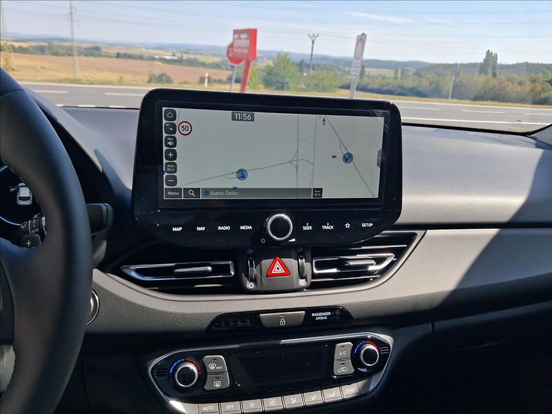 Hyundai i30 (2026) 1,6   TGDI DCT STYLE - fotka 12 z 13