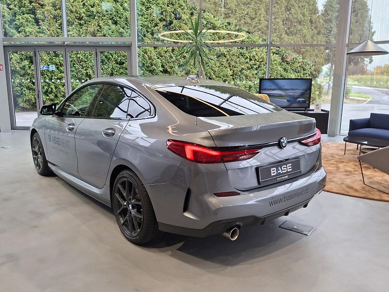 BMW Řada 2 218i Gran Coupe M Sport - fotka 4 z 28