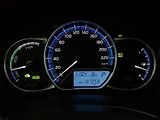 Toyota Yaris (2015) 1.5 Hybrid, Automat - náhled 11