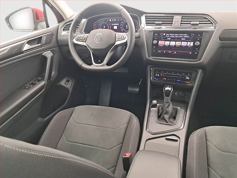 Volkswagen Tiguan (2022) 1.5 TSI - fotka 7 z 16