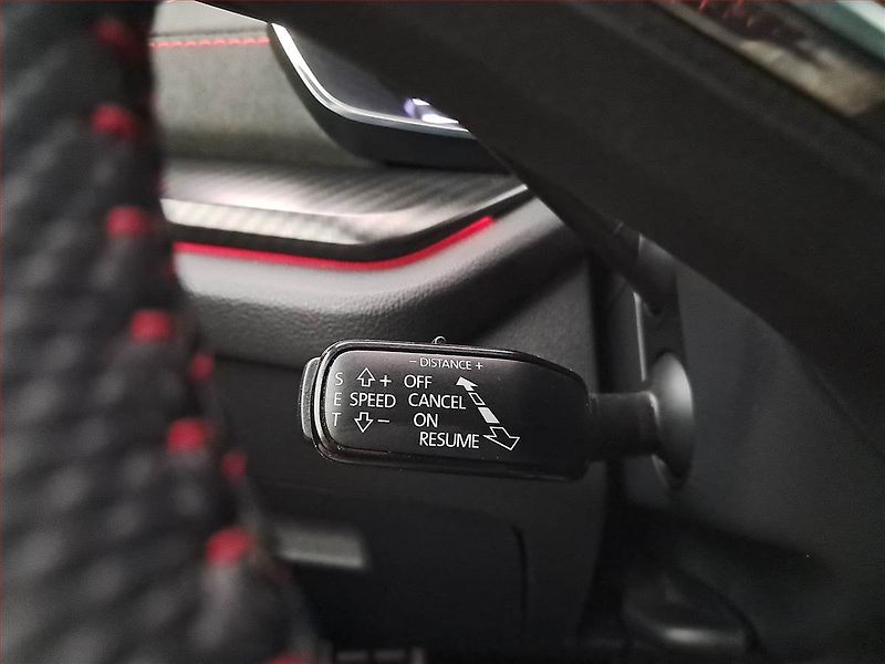 Škoda Octavia (2024) RS 2.0 TSI - fotka 18 z 23