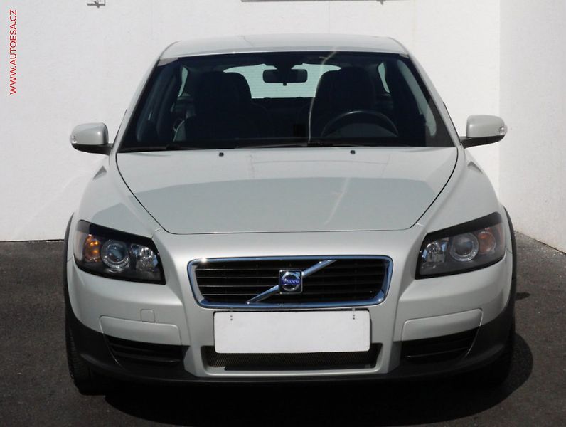 Volvo C30 (2007) 1.8i, Kinetic, AC - fotka 2 z 3