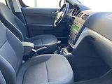 Škoda Yeti (2013) 2,0 (103kW) 4X4 Man. NM. - náhled 7
