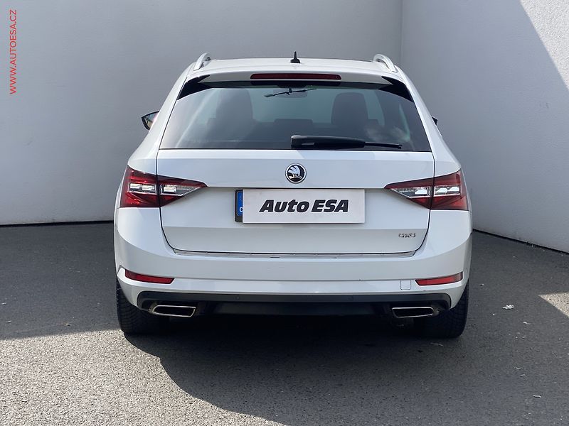 Škoda Superb (2018) 2.0 TSI 4x4, L&K, DSG, TZ - fotka 5 z 19