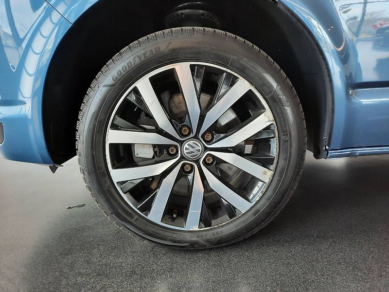 Volkswagen Multivan (2019) 2.0 TDI 4Motion (146kW/198k) D - fotka 23 z 24