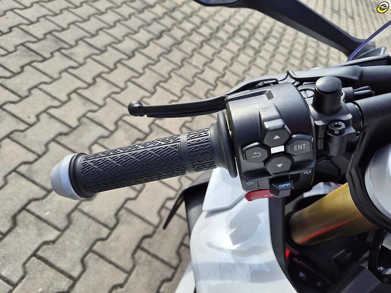 CFMOTO 450 SR (2026) - fotka 13 z 16