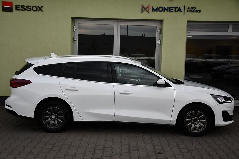 Ford Focus 1.0EcoBoost A/T NAVI 1M ČR - fotka 12 z 38