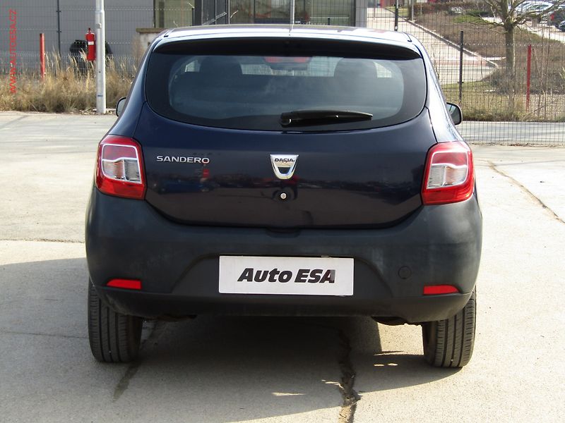 Dacia Sandero (2014) 1.2i, 1.maj,ČR - fotka 5 z 13