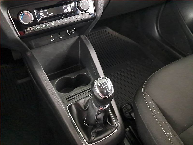 Škoda Fabia (2015) 1.2 TSI, Tempomat - fotka 13 z 20