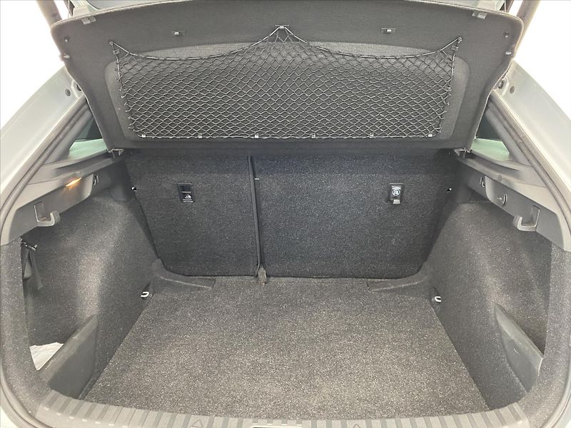 Škoda Scala 1,0 TSI 85kW DSG Monte Carlo - fotka 26 z 27