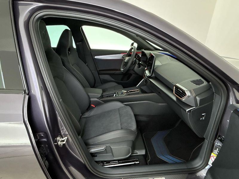 Cupra Formentor (2026) SUV - fotka 30 z 51
