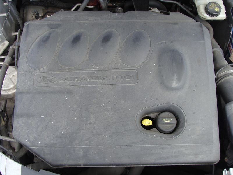 Ford Mondeo 2.0 TDCi, 103 kW, klimatizace - fotka 28 z 31