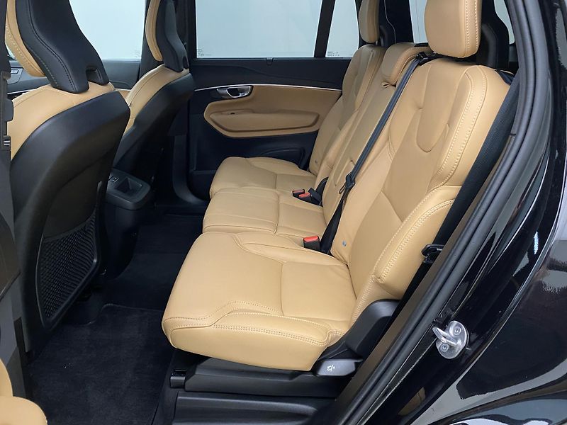 Volvo XC90 B5 AWD BRIGHT PLUS AUT CZ 7m - fotka 5 z 64