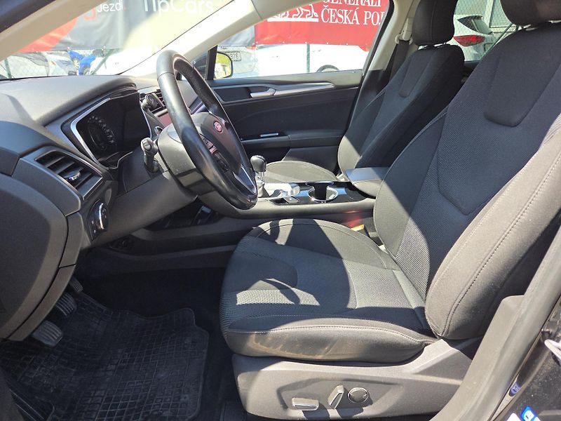 Ford Mondeo (2016) 2,0TDCi 132kw kombi - fotka 9 z 11
