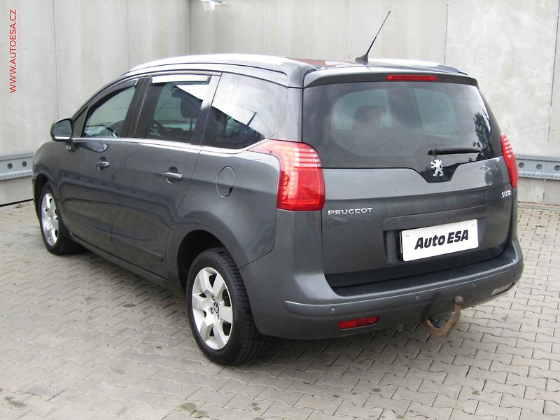 Peugeot 5008 (2010) 2.0 HDi, servis.kniha - fotka 6 z 20