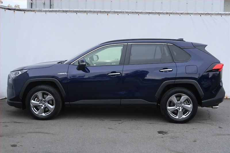 Toyota RAV4 (2019) 2.5 Hybrid - fotka 3 z 30